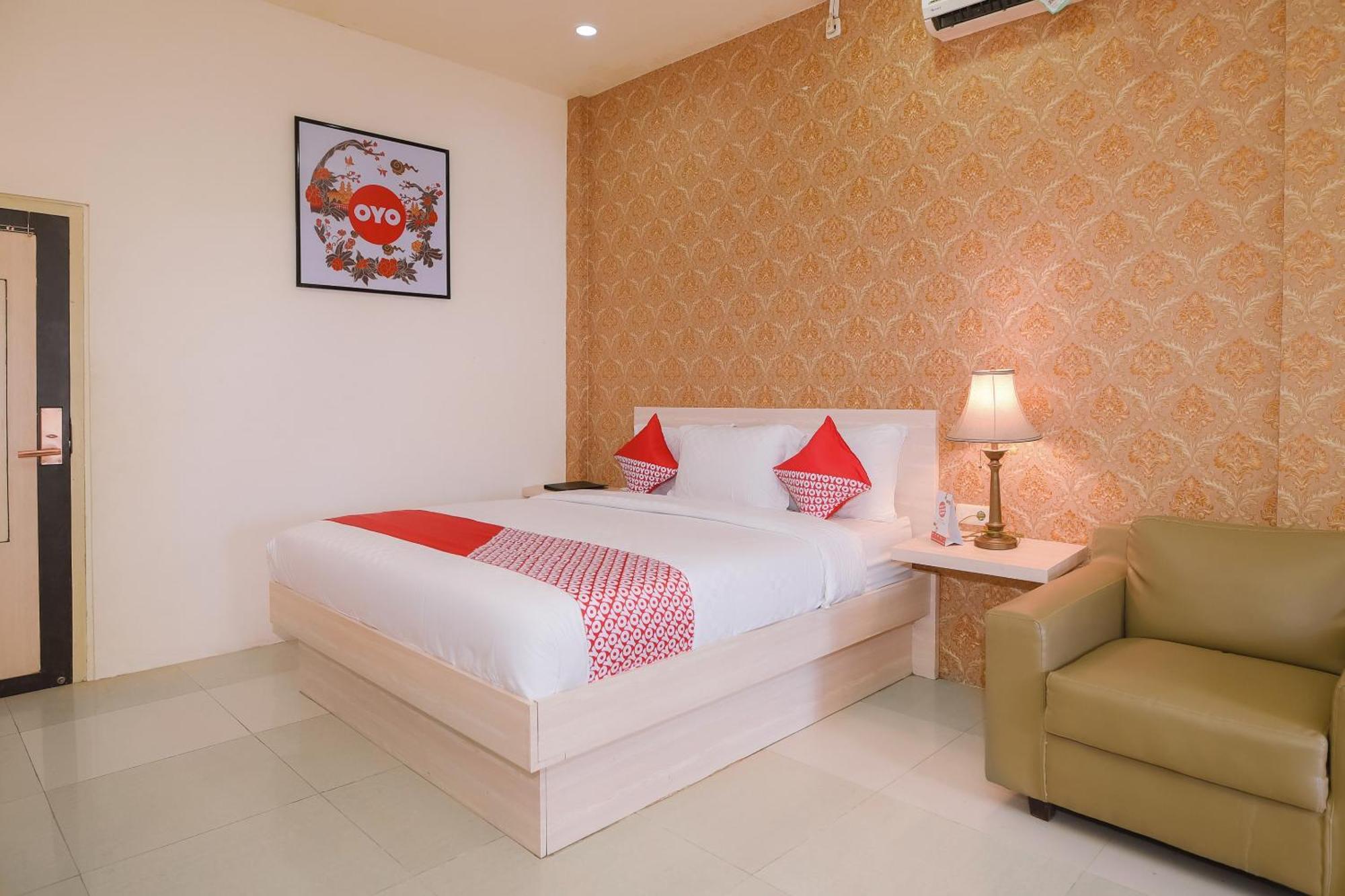 Capital O 854 Ub Caisar Hotel Banda Aceh Exterior foto